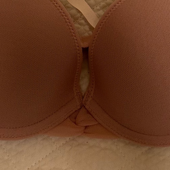 On Gossamer Nude Push Up Bra ⭐️ - Picture 4 of 4